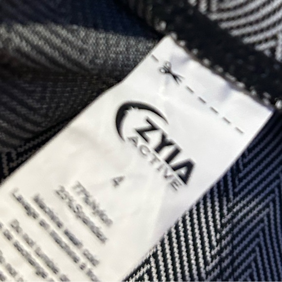 50%off w♥️ ZYIA Active Black Herringbone Hi-Rise 7/8 Leggings 23” IAN01 - Picture 7 of 7